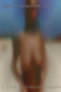 I love bi-females couples great sense of humor guys near Chicago Illinois!